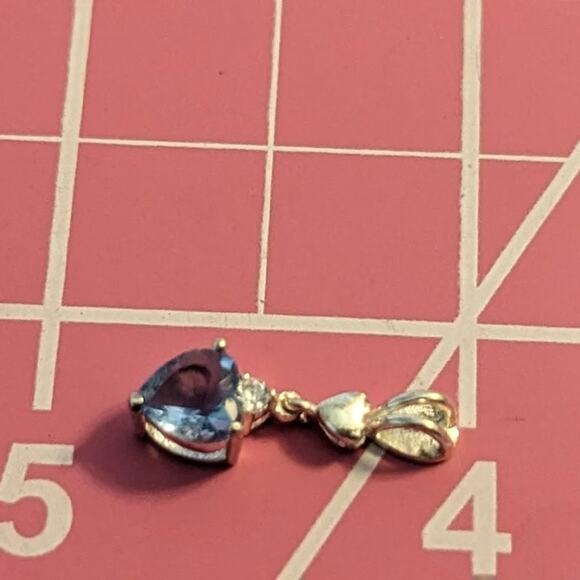 925 Blue Heart Pendant on Silver Tone Chain - Picture 5 of 5